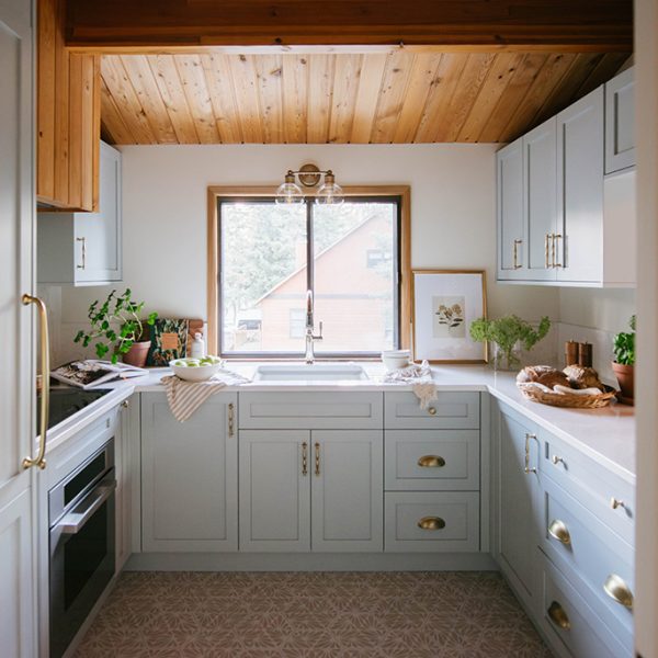 CanmoreReno_Kitchen-21