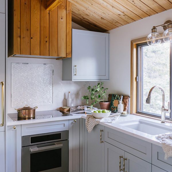 CanmoreReno_Kitchen-24