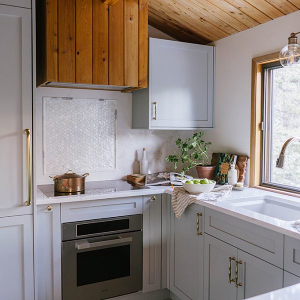 CanmoreReno_Kitchen-25